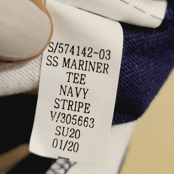 Gap | Women's Navy Striped Mariner's Cropped Tee (Size Medium) - Picture 4 of 11